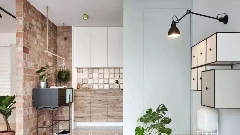 瓷磚居然可以這樣鋪，鄰居們紛紛來觀看！